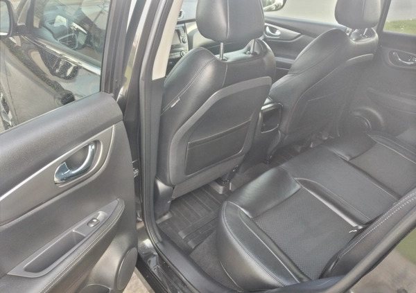 Nissan Qashqai cena 75800 przebieg: 97000, rok produkcji 2018 z Zalewo małe 254